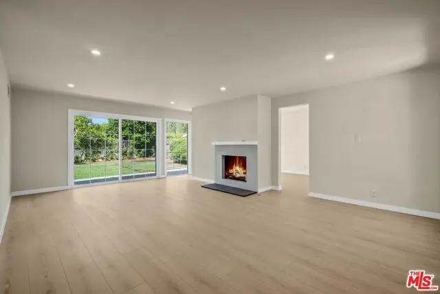 22157 Archwood Street, Canoga Park, CA 91303 - #3