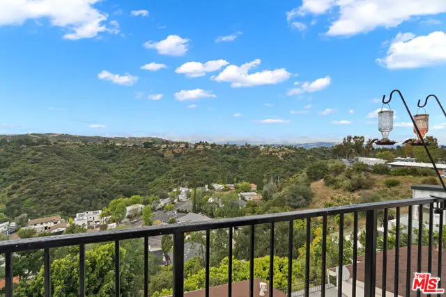 2385 Roscomare Road #F10, Los Angeles, CA 90077 - #3