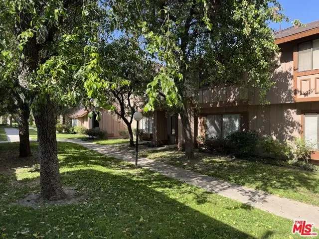20111 Leadwell Street #3, Winnetka, CA 91306 - #2
