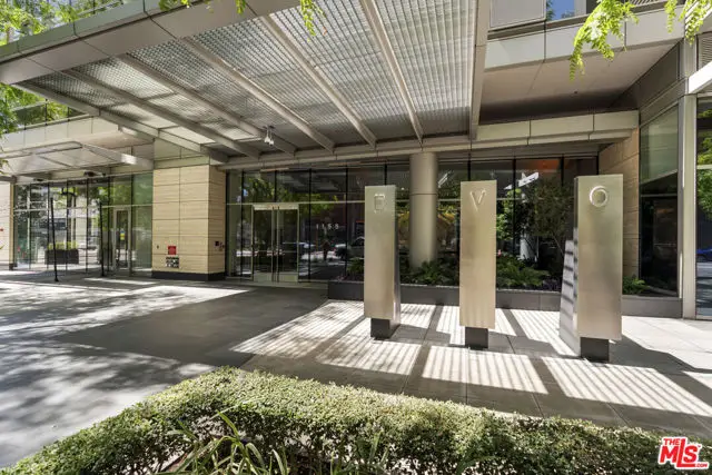 1155 S Grand Avenue #401, Los Angeles, CA 90015 - #2