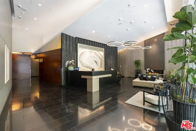 1155 S Grand Avenue #401, Los Angeles, CA 90015 - #3