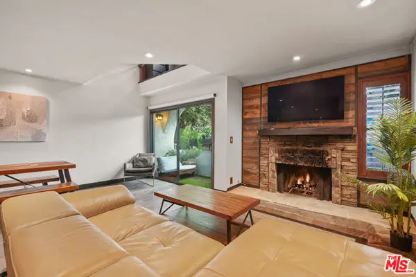 10926 Bluffside Drive #3, Studio City (los Angeles), CA 91604