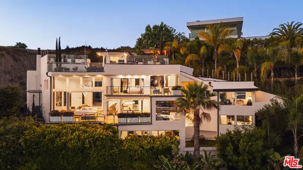 9270 Kinglet Drive, Los Angeles, CA 90069