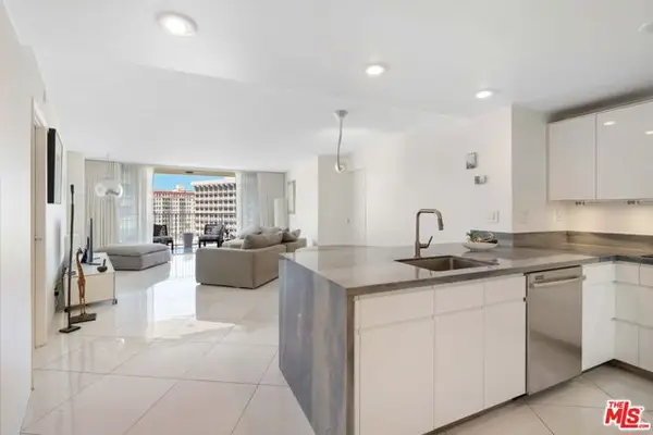 700 E Ocean Boulevard #1501, Long Beach, CA 90802