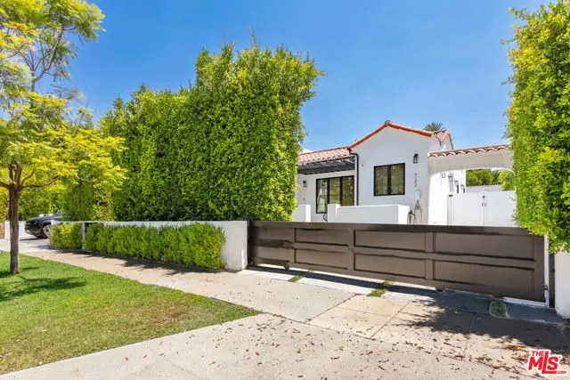 732 N Cherokee Avenue, Los Angeles, CA 90038 - #3