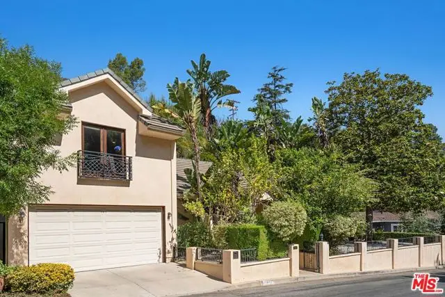 3645 Longview Valley Road, Sherman Oaks, CA 91423 - #1
