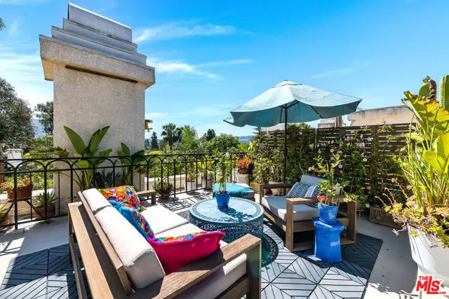 4444 Moorpark Way #202, North Hollywood, CA 91602 - #2