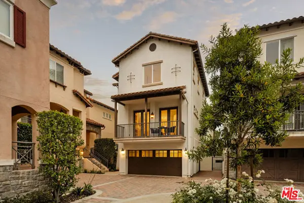 5736 S Celedon, Los Angeles, CA 90094