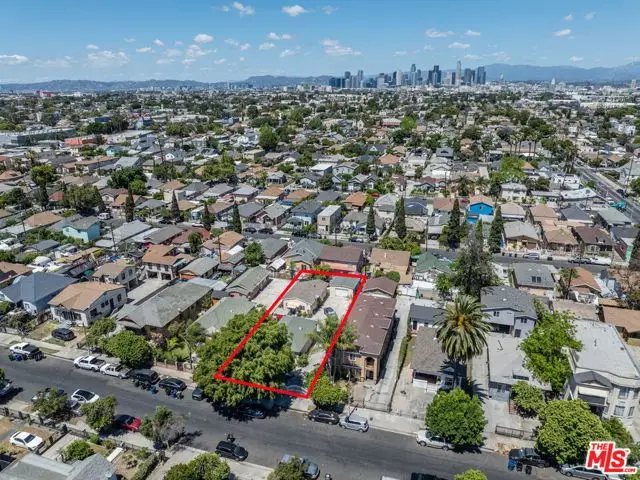 1243 E 48th Street, Los Angeles, CA 90011 - #1