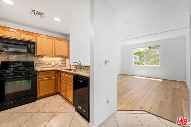13200 Pacific #322, Los Angeles, CA 90094 - #3