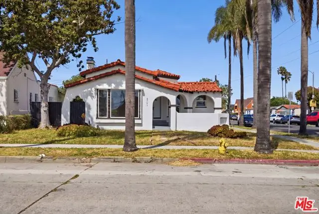 8701 S Denker Avenue, Los Angeles, CA 90047 - #2