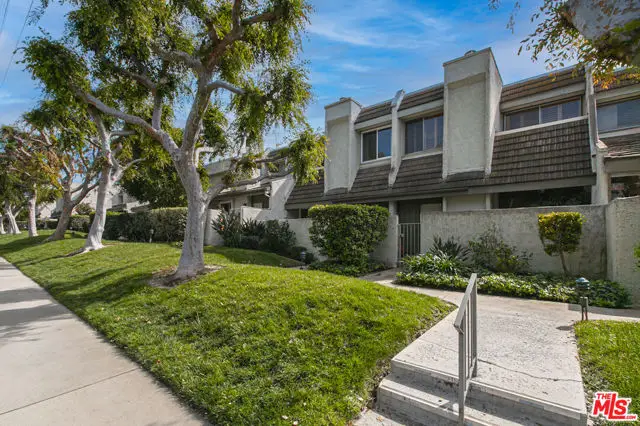 11868 Moorpark Street #D, Studio City, CA 91604 - #1