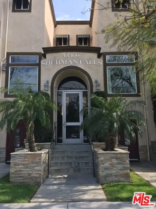 13360 Burbank Boulevard #10, Sherman Oaks, CA 91401