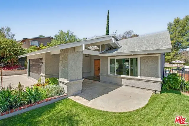 22957 Vista Delgado Drive, Santa Clarita, CA 91354 - #2