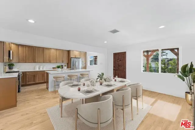 3815 W 60th Street, Los Angeles, CA 90043 - #3