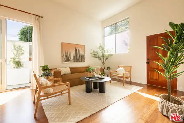 1304 Berkeley Street #3, Santa Monica, CA 90404