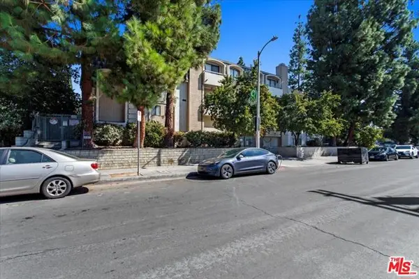 7230 Kelvin Avenue #6, Winnetka (los Angeles), CA 91306