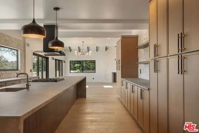 2474 Silver Ridge Avenue, Los Angeles, CA 90039 - #2