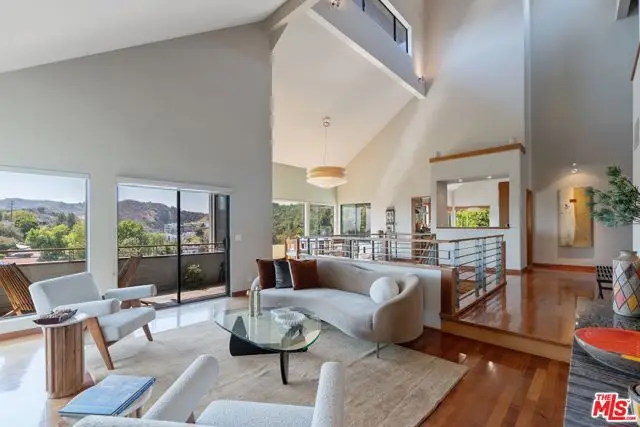 6201 Quebec Drive, Los Angeles, CA 90068 - #3