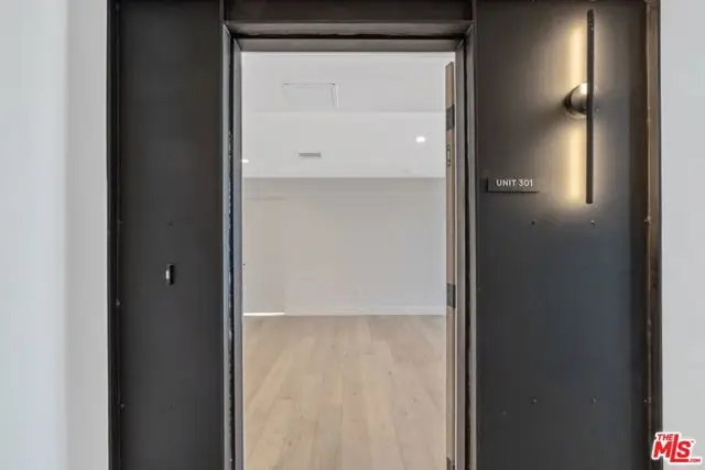 4506 Dockweiler Street #301, Los Angeles, CA 90019 - #2