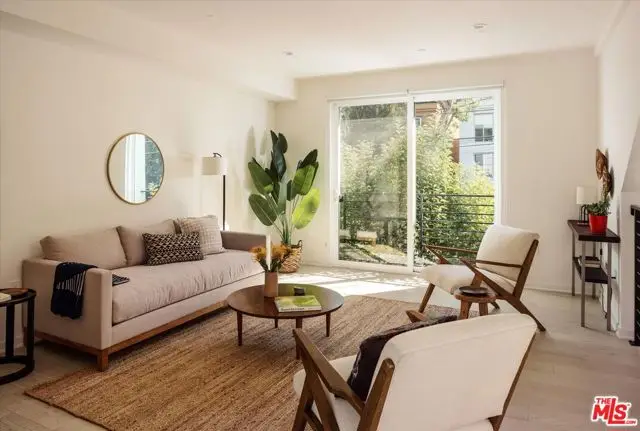 1925 Griffith Park Boulevard, Los Angeles, CA 90039 - #2