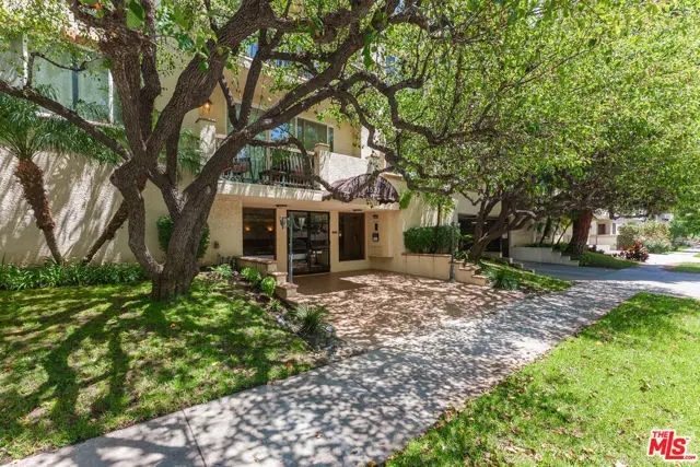 1520 Camden Avenue #105, Los Angeles, CA 90025 - #2