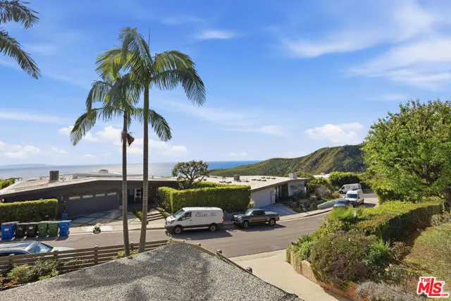 1341 Charmel Place, Pacific Palisades, CA 90272 - #2