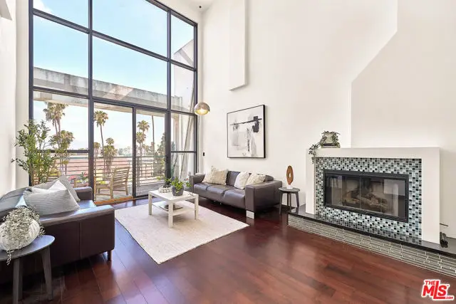 520 S Kingsley Drive #PH3, Los Angeles, CA 90020 - #3