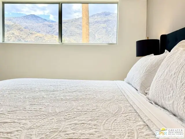588 E San Lorenzo Road #202, Palm Springs, CA 92264 - #3