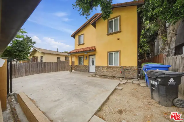8822 Orchard Avenue, Los Angeles, CA 90044 - #1