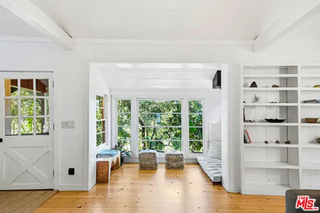 21042 Entrada Road, Topanga, CA 90290 - #3
