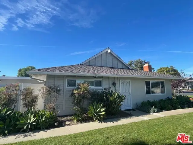 16962 Agate Circle, Huntington Beach, CA 92649 - #2