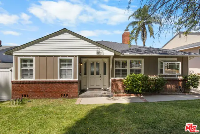 9811 N Cabanas Avenue, Tujunga, CA 91042 - #1