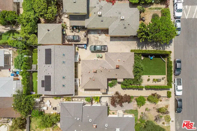 8430 Wiley Post Avenue, Los Angeles, CA 90045 - #2