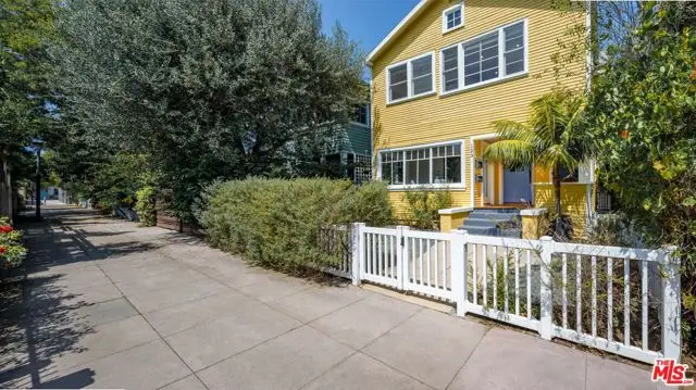 123 Wavecrest Avenue, Venice, CA 90291 - #2
