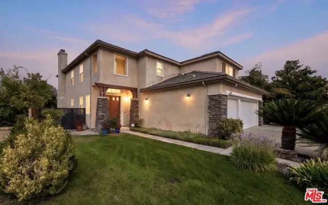 26518 Swan Lane, Santa Clarita, CA 91387 - #2