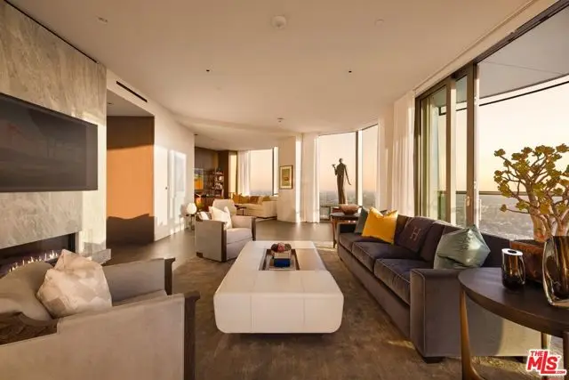 211 W Elm Court #28A, Los Angeles, CA 90067 - #1