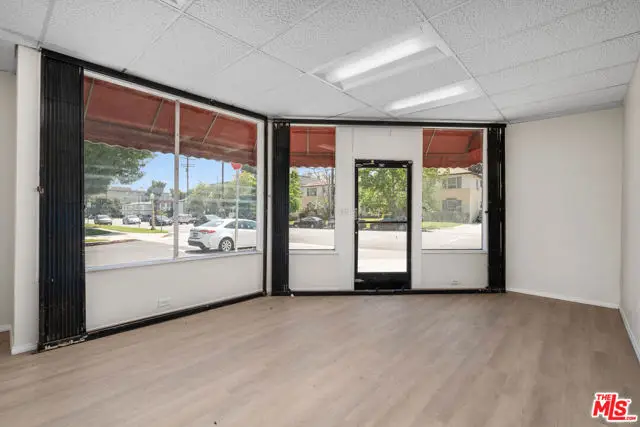12035 Magnolia Boulevard, Valley Village, CA 91607 - #3