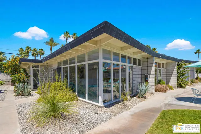 2244 E Tahquitz Canyon Way #5, Palm Springs, CA 92262 - #2