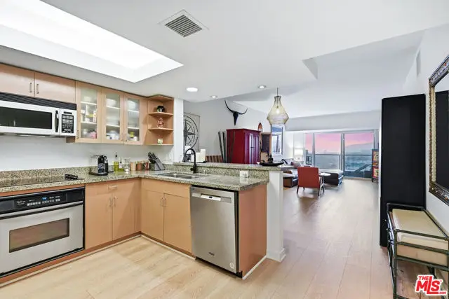 13700 Marina Pointe Drive #1510, Marina Del Rey, CA 90292 - #1