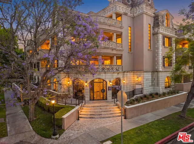 850 N Croft Avenue #103, West Hollywood, CA 90069 - #2