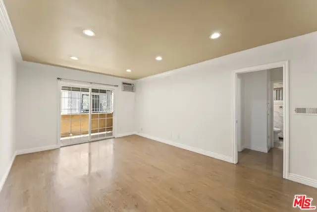 6904 Radford Avenue #7, North Hollywood, CA 91605 - #2
