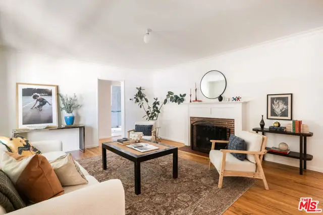 10251 Odell Avenue, Sunland, CA 91040 - #3