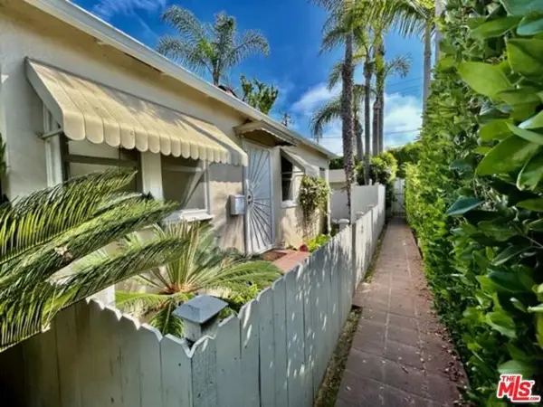 1527 W Centinela Avenue #D, Santa Monica, CA 90404