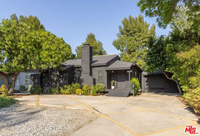 5850 Vesper Avenue, Van Nuys, CA 91411 - #3