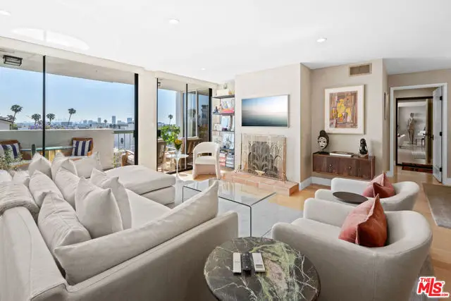 321 N Oakhurst Drive #601, Beverly Hills, CA 90210 - #1