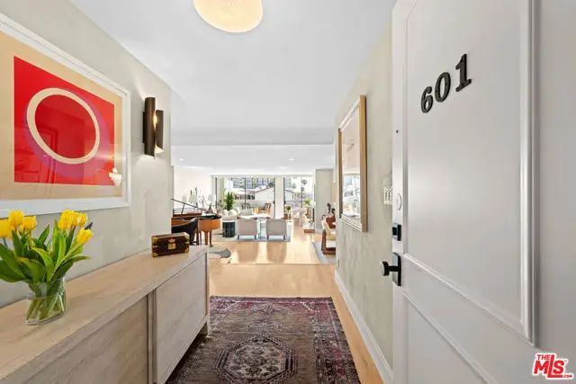 321 N Oakhurst Drive #601, Beverly Hills, CA 90210 - #3
