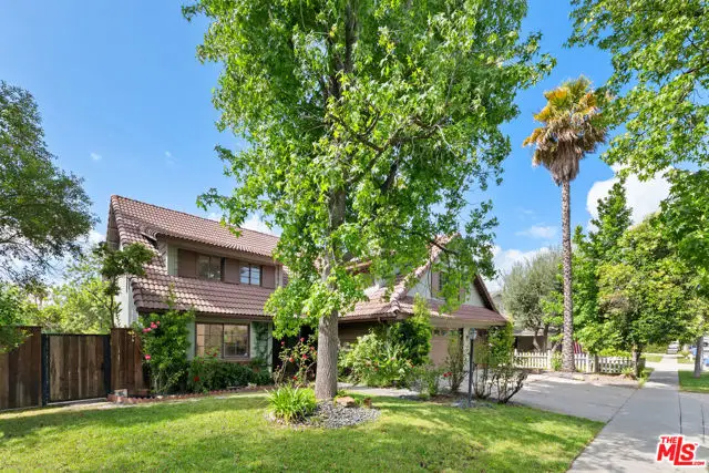 26926 De Berry Drive, Agoura Hills, CA 91301 - #1