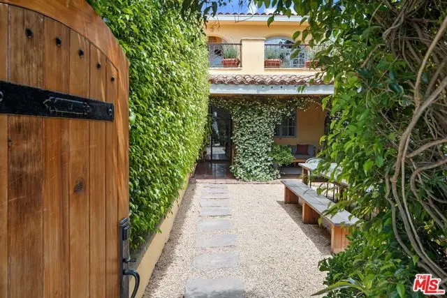 4370 Hillview Drive, Malibu, CA 90265 - #2