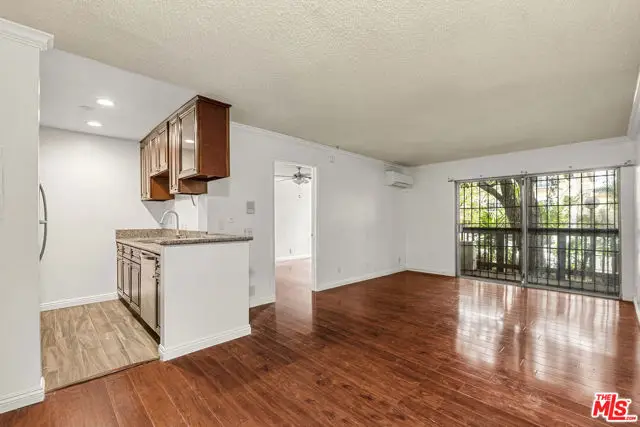 525 S Ardmore Avenue #107, Los Angeles, CA 90020 - #2
